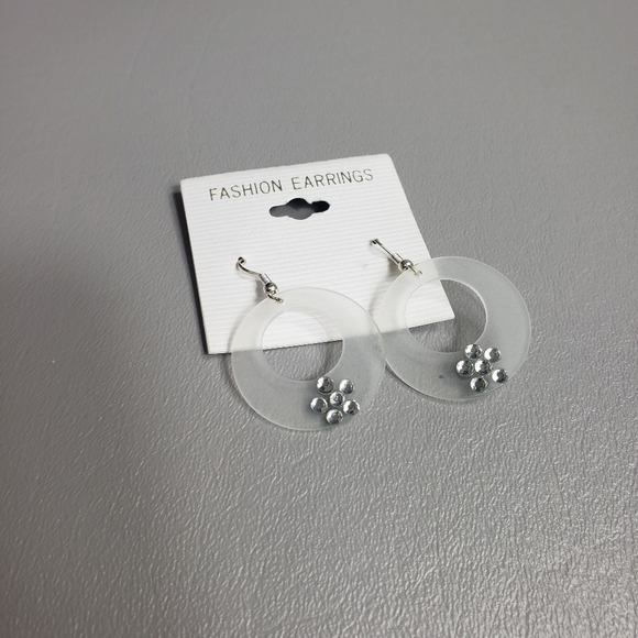 3/$15 new Unbranded fashion circle earrings with gems - Picture 5 of 5